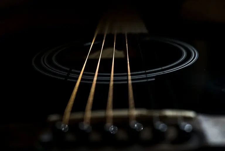 guitar, stings, music-4591328.jpg